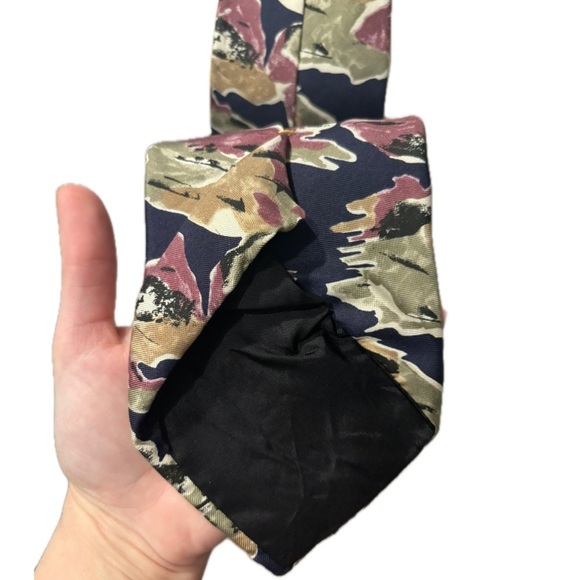 Oscar De La Renta Necktie Floral - Picture 5 of 7